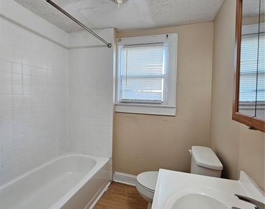2441 E Magnolia Street - Photo Thumbnail 7
