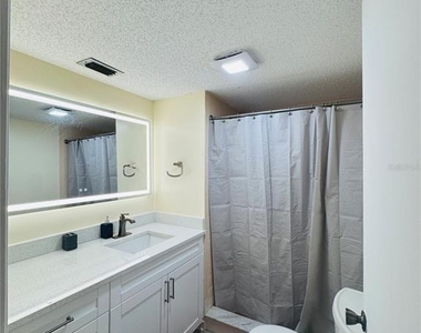 1750 Belleair Forest Drive - Photo Thumbnail 11