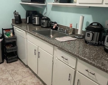 9110 Tudor Drive - Photo Thumbnail 15