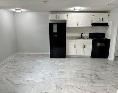 1104 E 140th Avenue - Photo Thumbnail 21