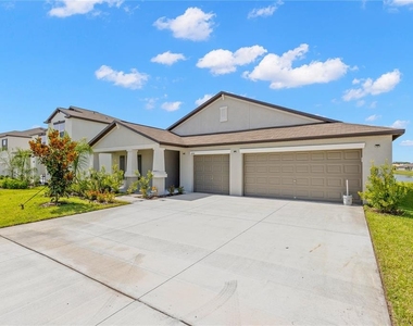 16561 Delia Street - Photo Thumbnail 2
