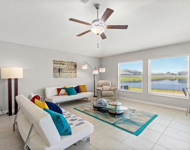 16561 Delia Street - Photo Thumbnail 9