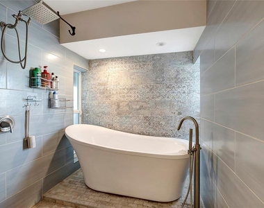 809 Jacaranda Drive - Photo Thumbnail 11