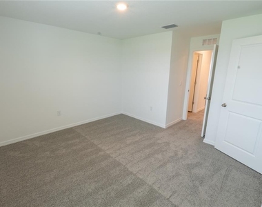 4409 Sand Dollar Way - Photo Thumbnail 11