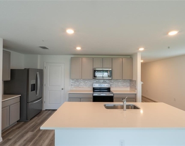 4409 Sand Dollar Way - Photo Thumbnail 23