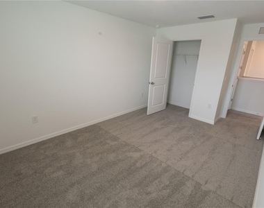 4409 Sand Dollar Way - Photo Thumbnail 18