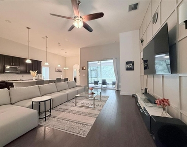 6456 Doe Path Court - Photo Thumbnail 10