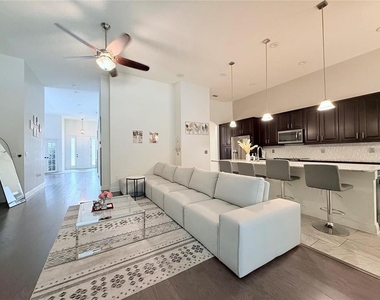 6456 Doe Path Court - Photo Thumbnail 11