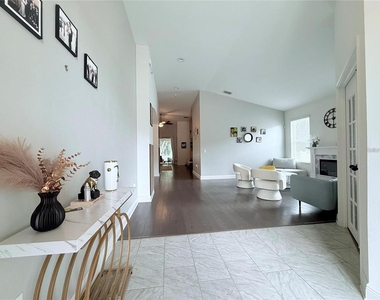 6456 Doe Path Court - Photo Thumbnail 4