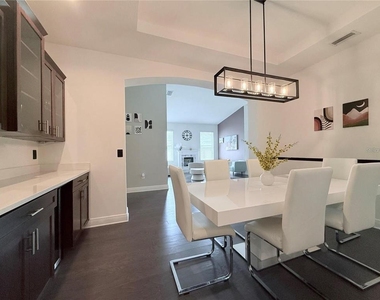 6456 Doe Path Court - Photo Thumbnail 9