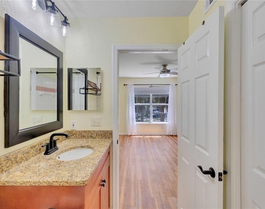 10200 Gandy Boulevard N - Photo Thumbnail 13