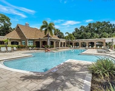 10200 Gandy Boulevard N - Photo Thumbnail 16