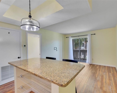 10200 Gandy Boulevard N - Photo Thumbnail 6