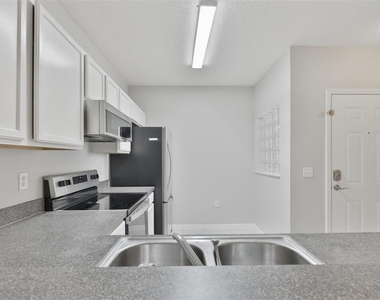6437 Cypressdale Drive - Photo Thumbnail 16