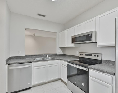6437 Cypressdale Drive - Photo Thumbnail 2