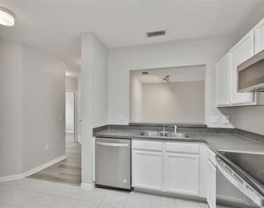 6437 Cypressdale Drive - Photo Thumbnail 3