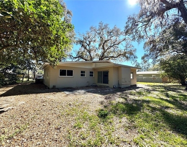 310 Longwood Drive - Photo Thumbnail 25