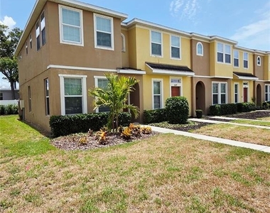 8821 Walnut Gable Court - Photo Thumbnail 24