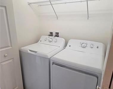 8821 Walnut Gable Court - Photo Thumbnail 18