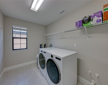 14633 Red Castle Avenue - Photo Thumbnail 39
