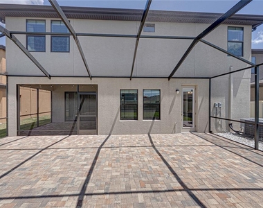 14633 Red Castle Avenue - Photo Thumbnail 65