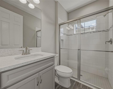 14633 Red Castle Avenue - Photo Thumbnail 29