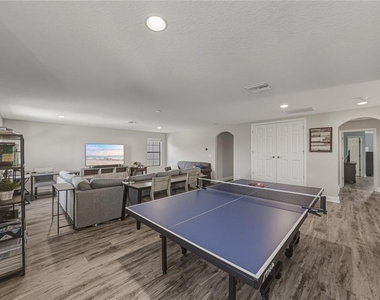 14633 Red Castle Avenue - Photo Thumbnail 33