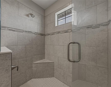 14633 Red Castle Avenue - Photo Thumbnail 46