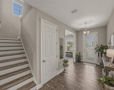 14633 Red Castle Avenue - Photo Thumbnail 10