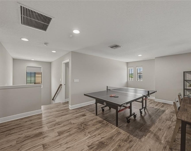 14633 Red Castle Avenue - Photo Thumbnail 31