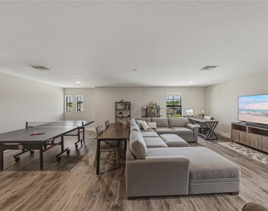 14633 Red Castle Avenue - Photo Thumbnail 34