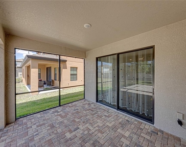 14633 Red Castle Avenue - Photo Thumbnail 58