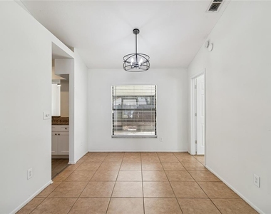 11903 Steppingstone Boulevard - Photo Thumbnail 7
