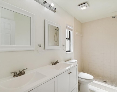 11903 Steppingstone Boulevard - Photo Thumbnail 23