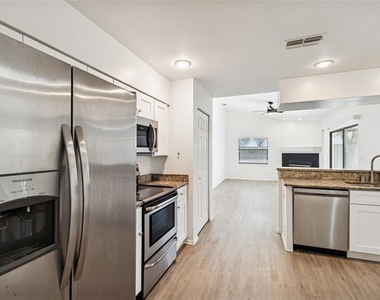 11903 Steppingstone Boulevard - Photo Thumbnail 16