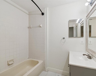 11903 Steppingstone Boulevard - Photo Thumbnail 30