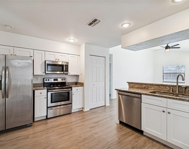 11903 Steppingstone Boulevard - Photo Thumbnail 11