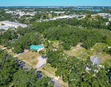 6920 Delano Avenue - Photo Thumbnail 37