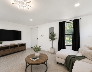 6920 Delano Avenue - Photo Thumbnail 6