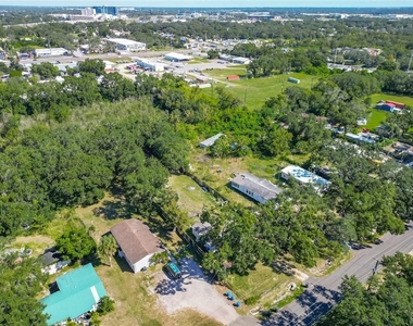 6920 Delano Avenue - Photo Thumbnail 33