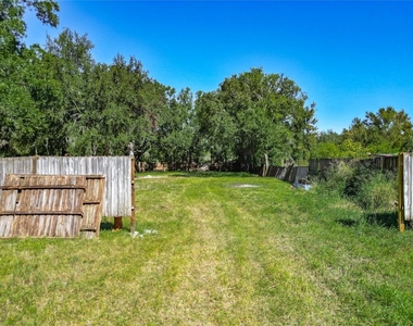6920 Delano Avenue - Photo Thumbnail 22
