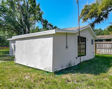 6920 Delano Avenue - Photo Thumbnail 20