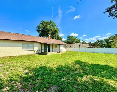1603 Southcrest Court - Photo Thumbnail 32