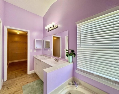 1603 Southcrest Court - Photo Thumbnail 27
