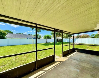 1603 Southcrest Court - Photo Thumbnail 30