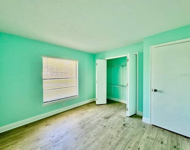 1603 Southcrest Court - Photo Thumbnail 21