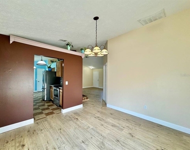 1603 Southcrest Court - Photo Thumbnail 14