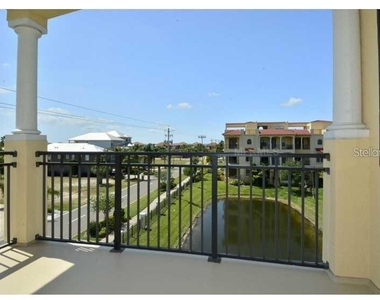 6404 Margarita Shores Lane - Photo Thumbnail 15