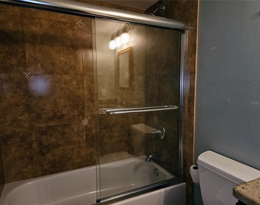 7600 Sun Island Drive S - Photo Thumbnail 27