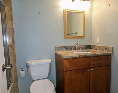 7600 Sun Island Drive S - Photo Thumbnail 26